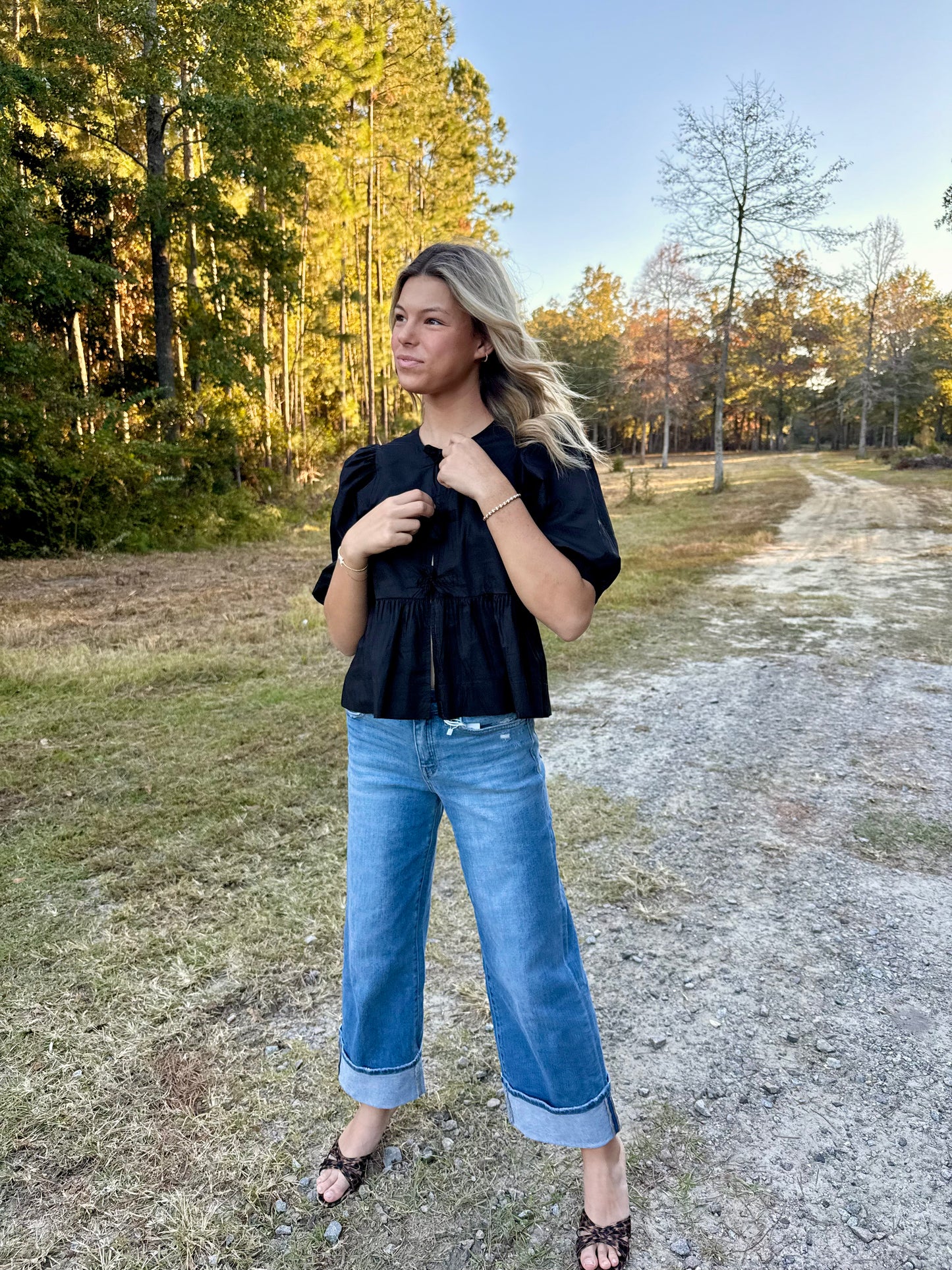 Peek A Bow Top in Black